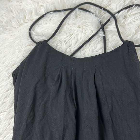 Lululemon 2in1 Tank Black - Picture 2 of 5